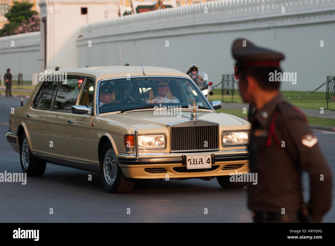 Bangkok, Thaïlande. Le 05 Mar, 2017. L'Empereur du Japon couple visiter la Thaïlande pour rendre hommage à la fin de l'ancien monarque thaïlandais et rencontrer le roi thaïlandais Maha Vajiralongkorn Bodindradebayavarangkun de renforcer les deux pays en relation. Anusak Laowilas : Crédit/Pacific Press/Alamy Live News Banque D'Images