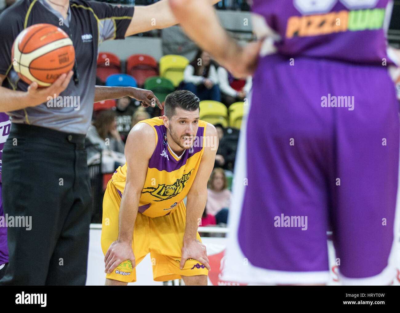 Londres, Royaume-Uni. 5 mars, 2017. Force Leeds Londres 92-81 défaite des Lions à Copper box, Parc Olympique, Londres. Navid Niktash des Lions. Carol Moir/AlamyLiveNews de crédit. Banque D'Images