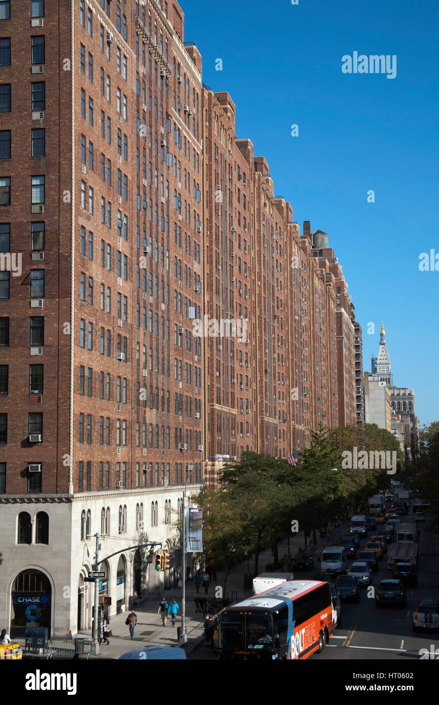 Le jardin avec terrasse London Metropolitan Life Insurance Company construction contexte West 23rd Street à partir de la ligne haute New York USA Banque D'Images