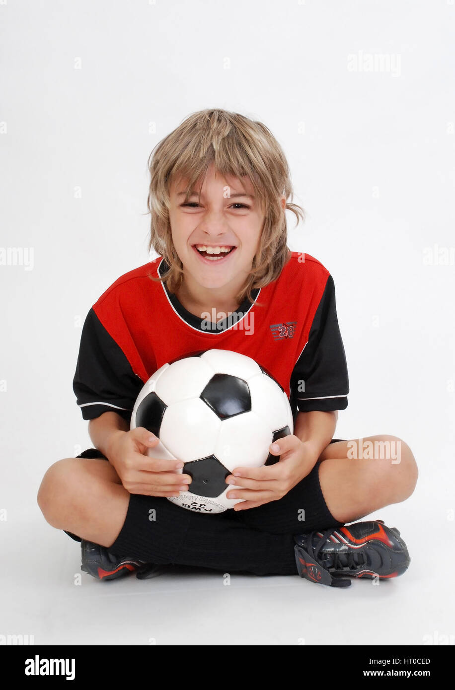 Junge mit Fu ?ball - garçon avec football Banque D'Images