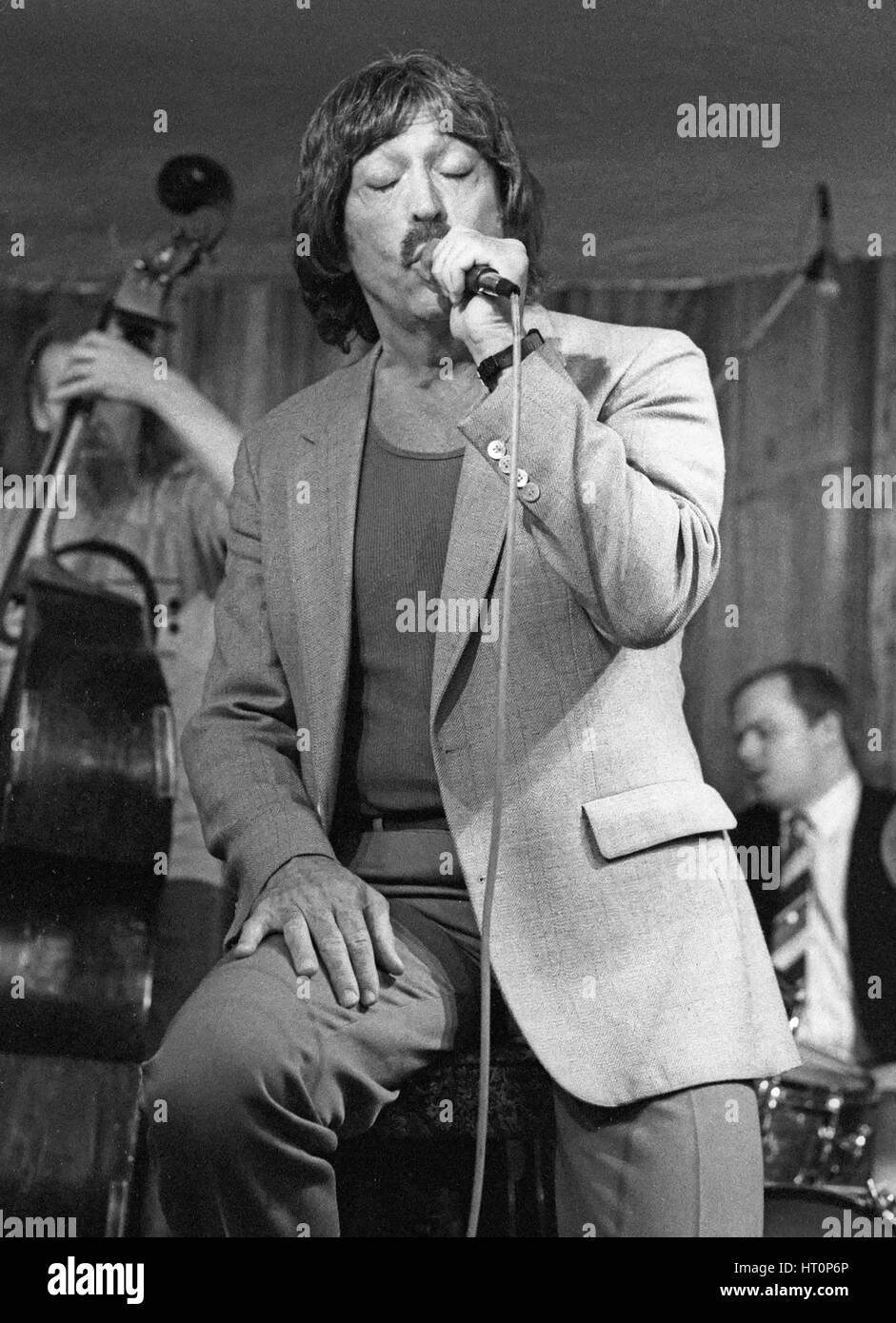Mark Murphy, chanteuse de jazz, Bass Clef, 1987. Artiste : Brian O'Connor. Banque D'Images