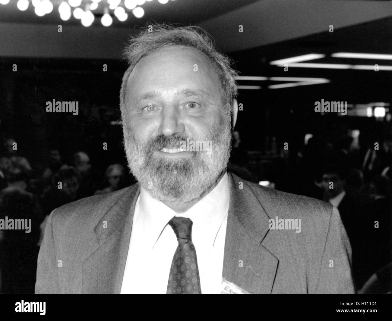 Frank Dobson, membre du parti travailliste de Holborn et St Pancras, assiste à la conférence du parti à Brighton, Angleterre le 1 octobre 1991. Plus tard, il est présenté comme candidat à la mairie de Londres. Banque D'Images