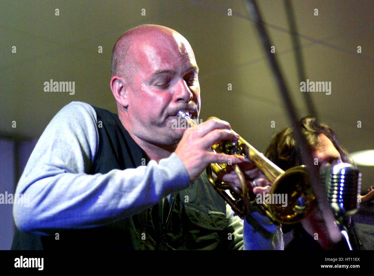 Damon Brown, Jazz, Hastings Hastings. Artiste : Brian O'Connor Banque D'Images