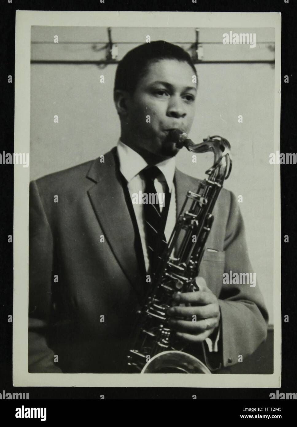 Count Basie Orchestra saxophoniste Frank Foster, c1950s. Artiste : Denis Williams Banque D'Images