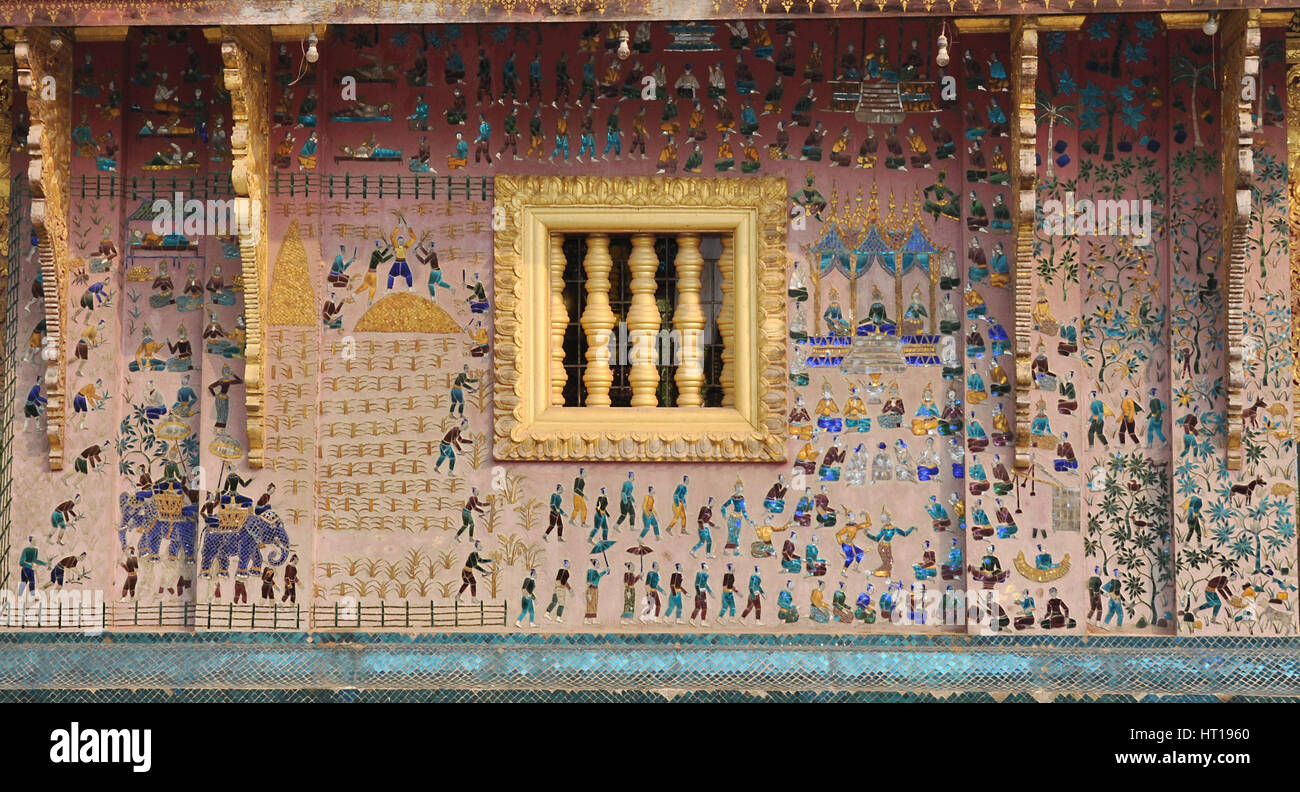 Des mosaïques de verre dans le Wat Xieng Thong, Luang Prabang, Laos, 1950. Artiste : maître anonyme Banque D'Images