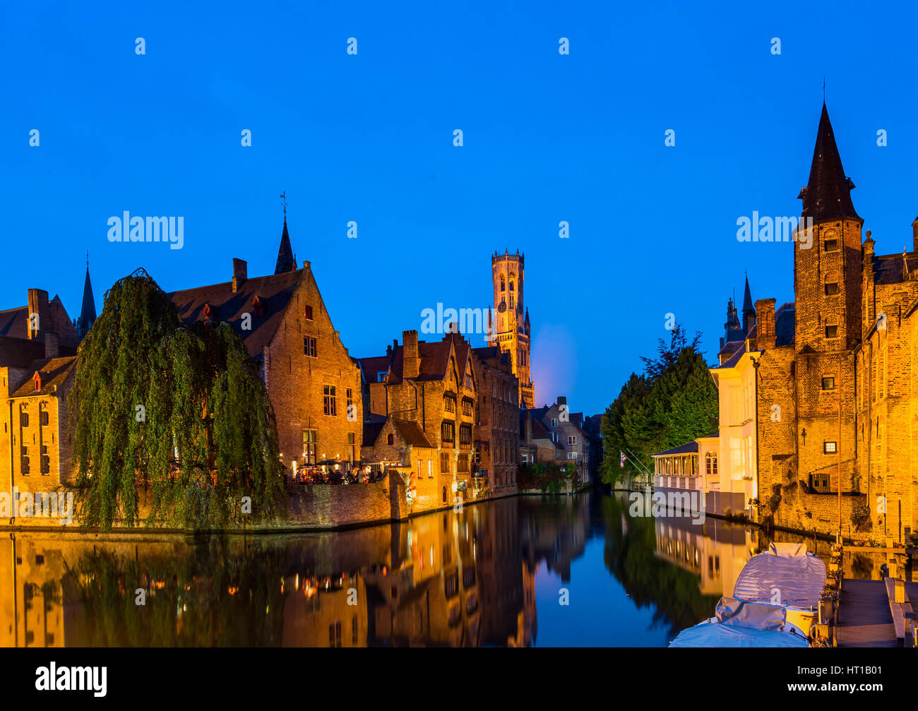 Bruges , Belgique au crépuscule du temps Banque D'Images