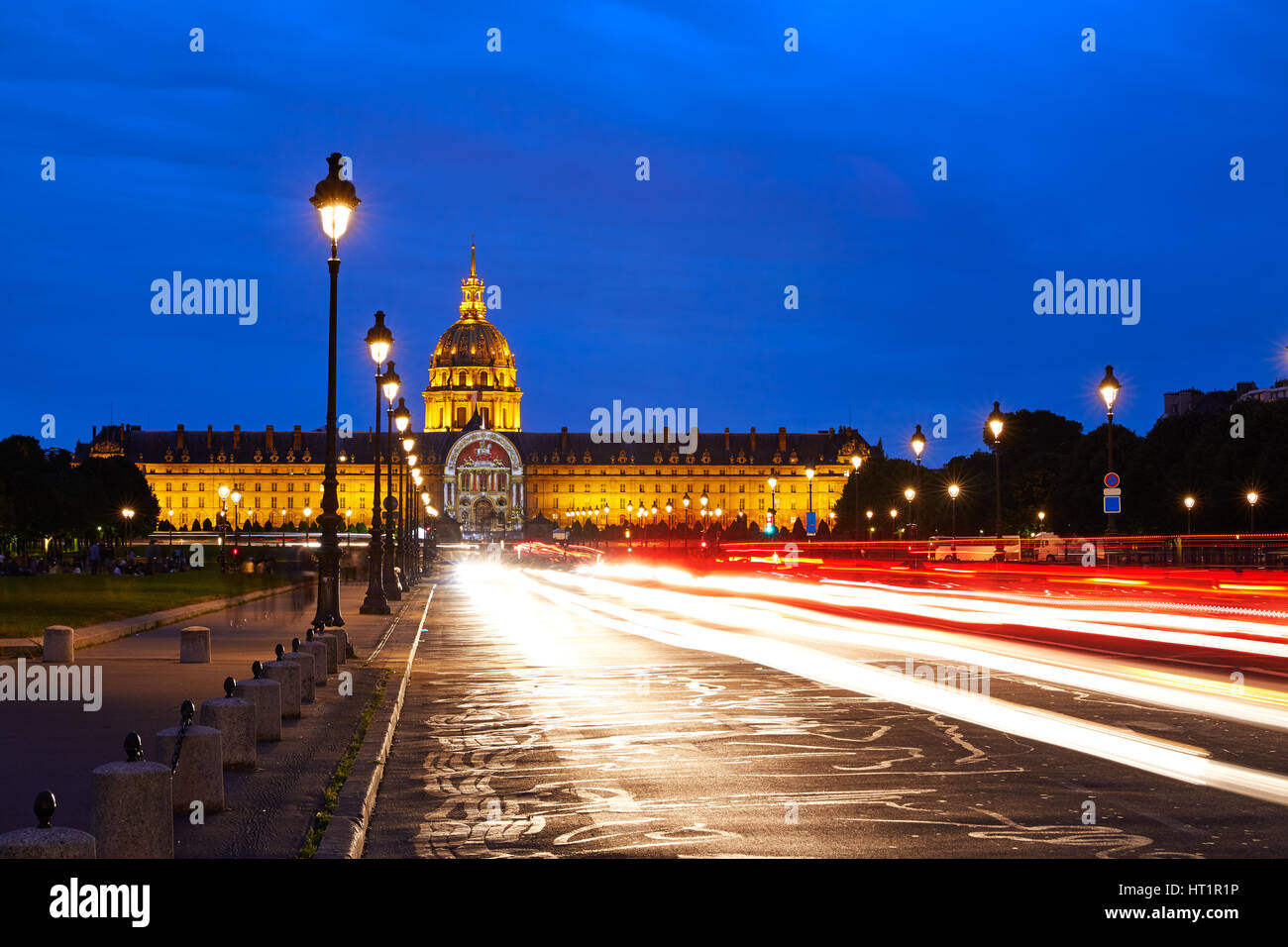 Les Invalides à Paris à façade sunset France Banque D'Images