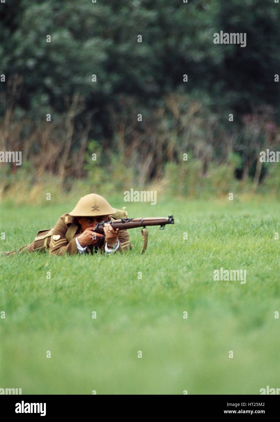 Première Guerre mondiale, reconstitution d'un événement, festival de l'histoire, Stoneleigh Park, Warwickshire, 2004. Historique : L'artiste photographe personnel de l'Angleterre. Banque D'Images