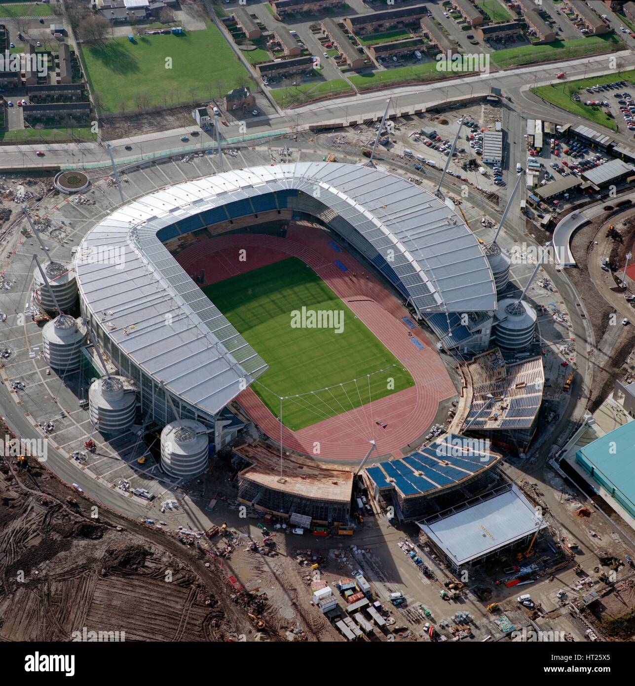 City of Manchester Stadium en construction, février 2002. Historique : L'artiste photographe personnel de l'Angleterre. Banque D'Images