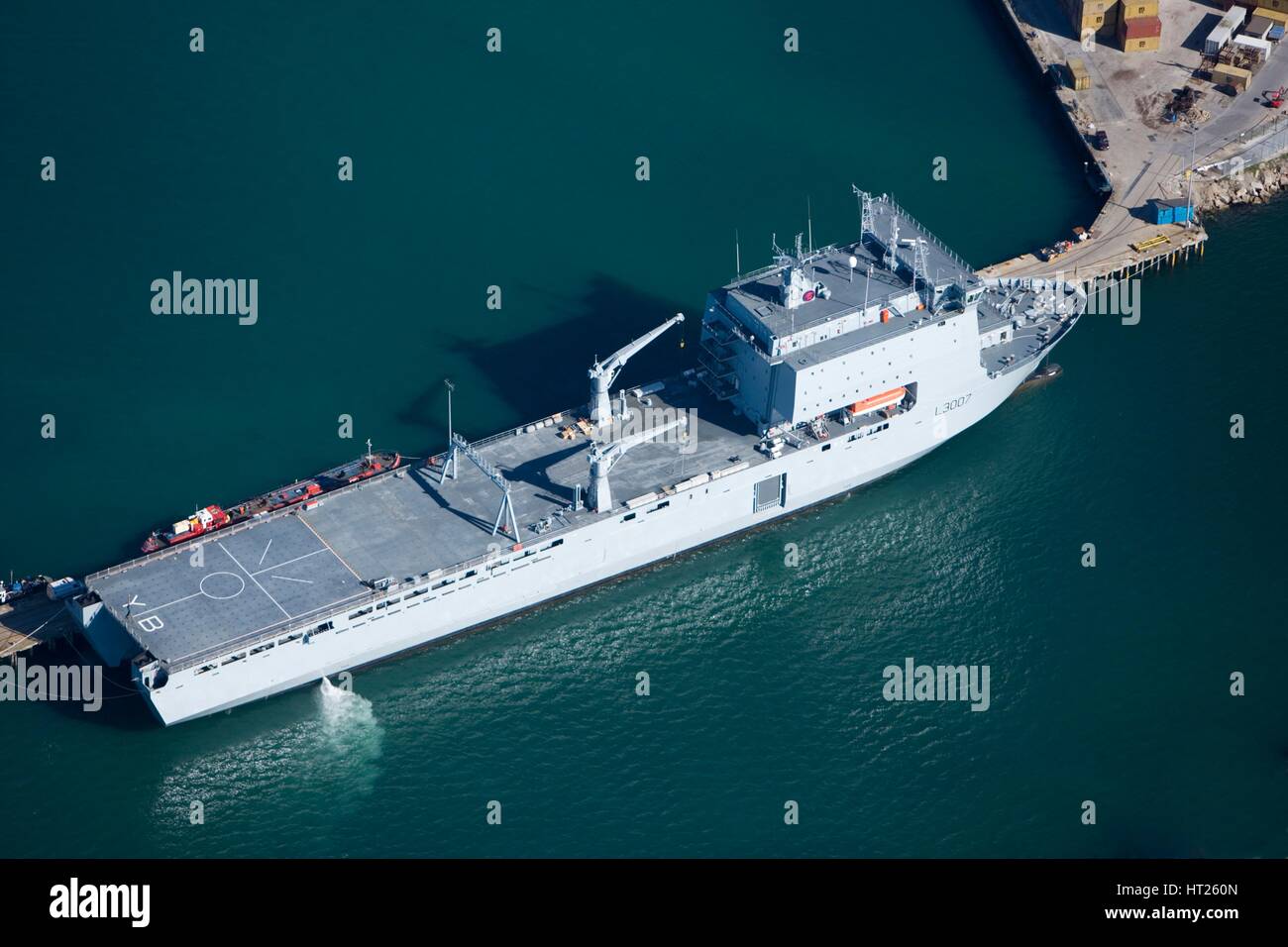 Auxiliaire de la Flotte royale 'la baie de Lyme" (L3007), 2007. Historique : L'artiste photographe personnel de l'Angleterre. Banque D'Images