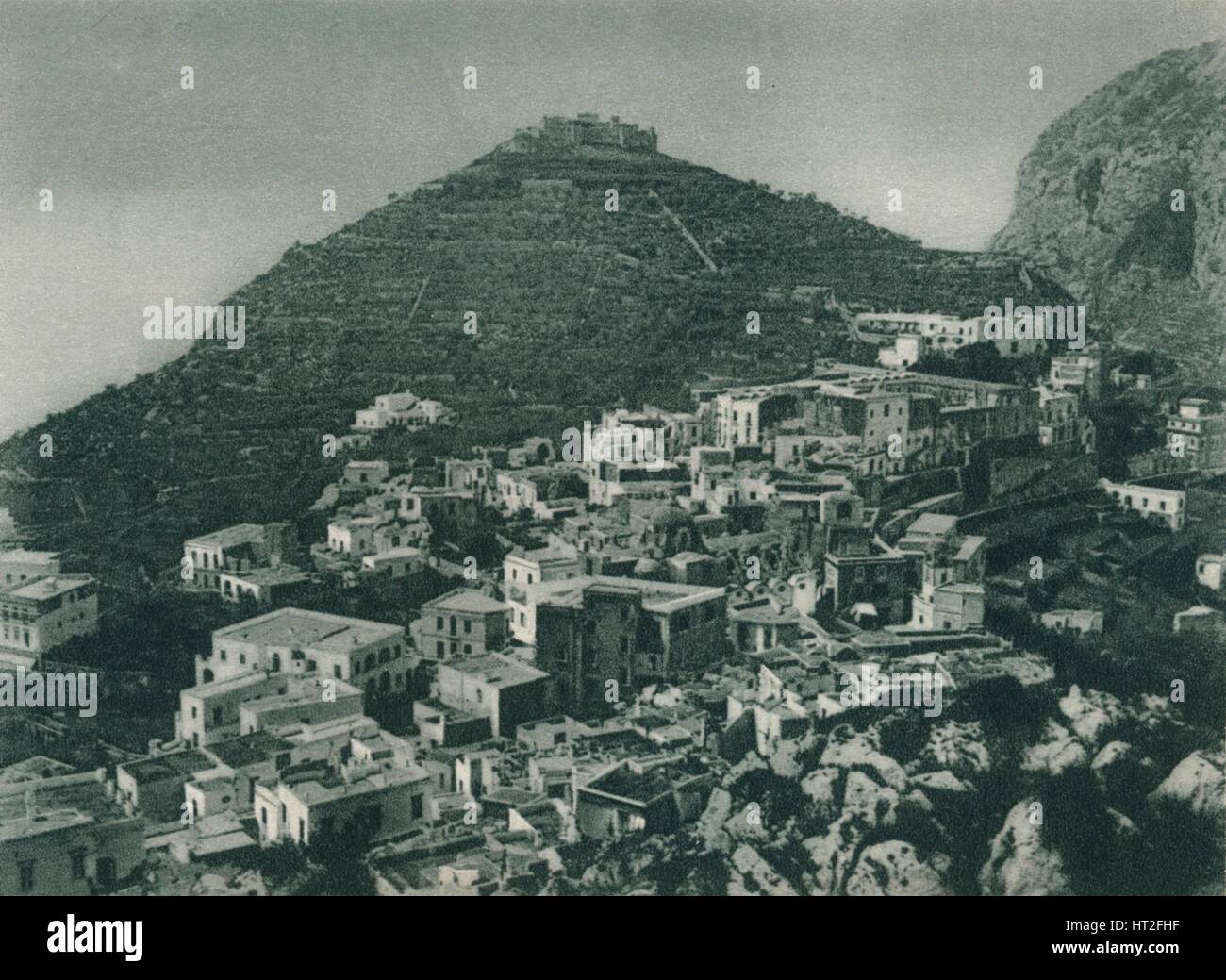 Vue de Capri avec Tiberio Monte, Italie, 1927. Artiste : Eugen Poppel. Banque D'Images