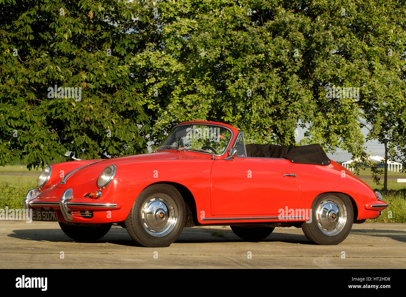 1960 Porsche 356 B Cabriolet 1600 : Artiste inconnu. Banque D'Images