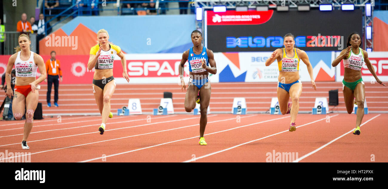 Belgrade, Serbie. Le 05 Mar, 2017. Gloria Hooper de l'Italie (au centre), Lisa Mayer de l'Allemagne (L), Elin Oslund (R) de la Suède à 60m femmes, demi-finale 2l sur la troisième journée de l'Europe d'athlétisme en salle 2017 à l'Aréna Kombank le 5 mars 2017 à Belgrade, Serbie. Credit : Nikola Krstic/Alamy Live News Banque D'Images