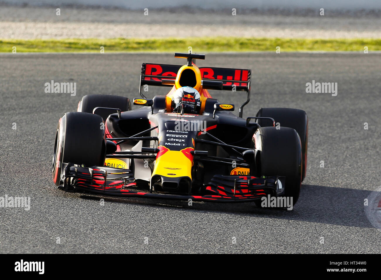 Barcelona, España - Février 2017 : Red Bull avant. Photo : Cronos/Omar Arnau Banque D'Images
