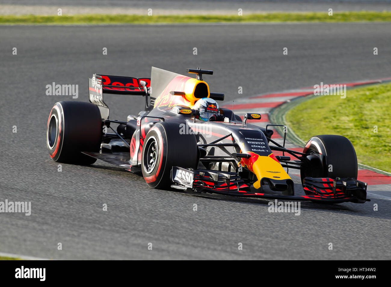 Barcelona, España - Février 2017 : Red Bull côte 3/4. Photo : Cronos/Omar Arnau Banque D'Images