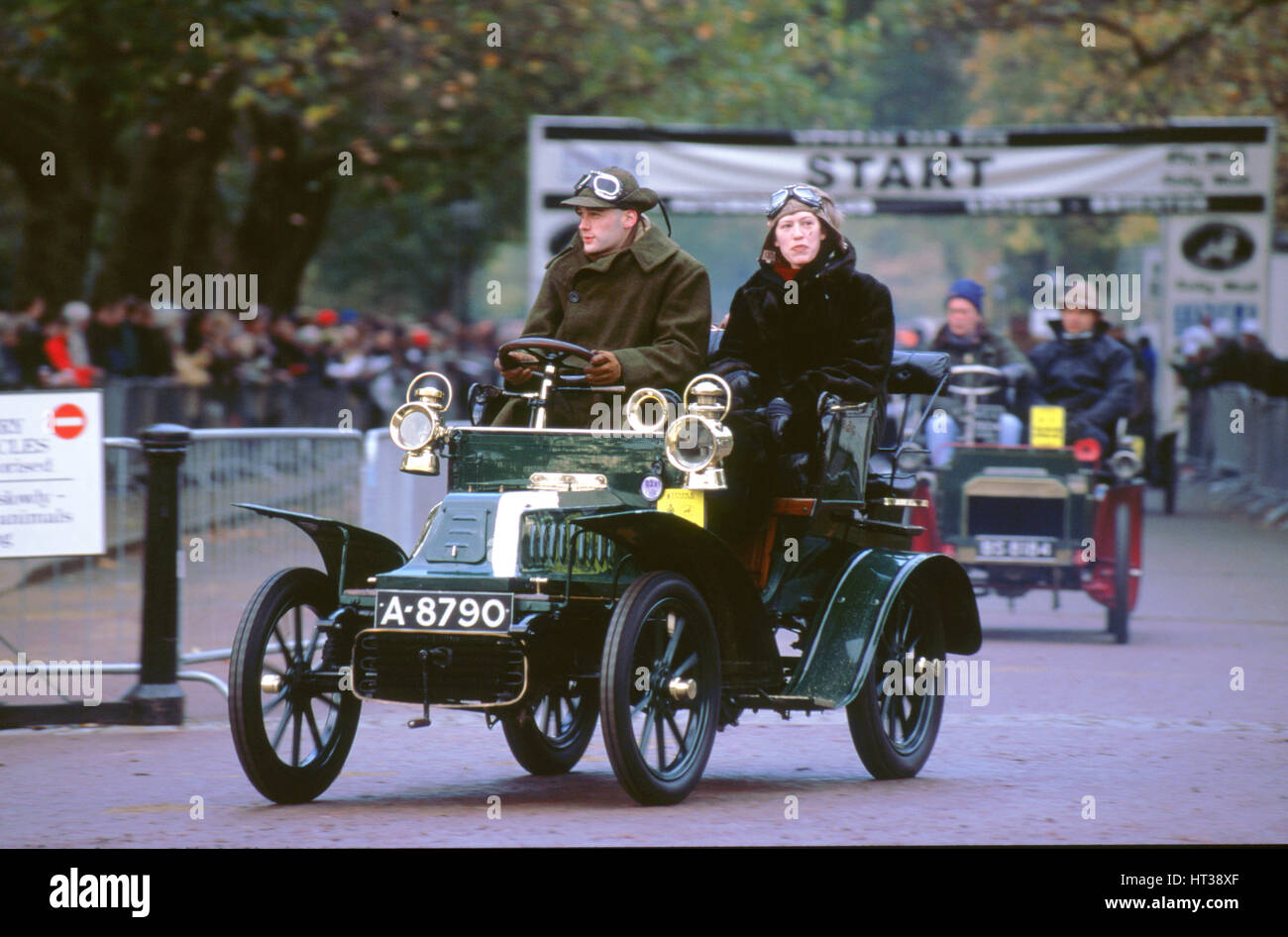1904 De Dion Bouton 2000 à Londres à Brighton. Artiste : Inconnu. Banque D'Images