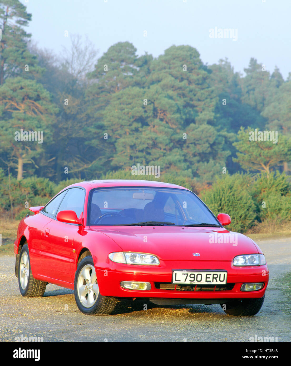 1993 Mazda MX6. Artiste : Inconnu. Banque D'Images