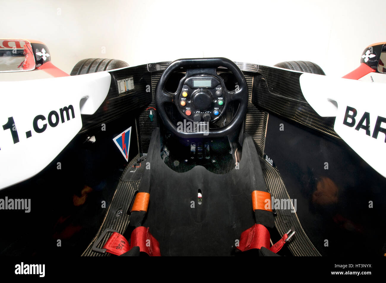 2004 B.A.R. Honda voiture de Formule 1 Artiste : Inconnu. cockpit Banque D'Images
