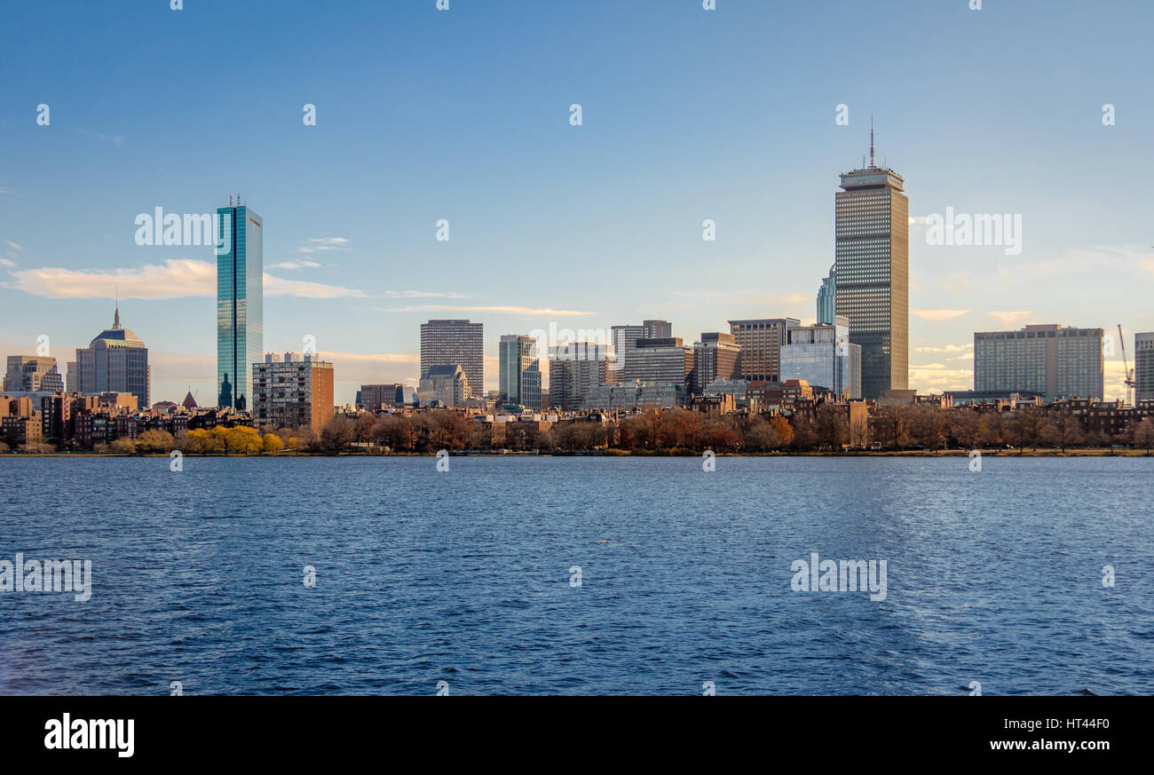 Boston skyline et Charles River vu de Cambridge, Massachusetts, USA Banque D'Images