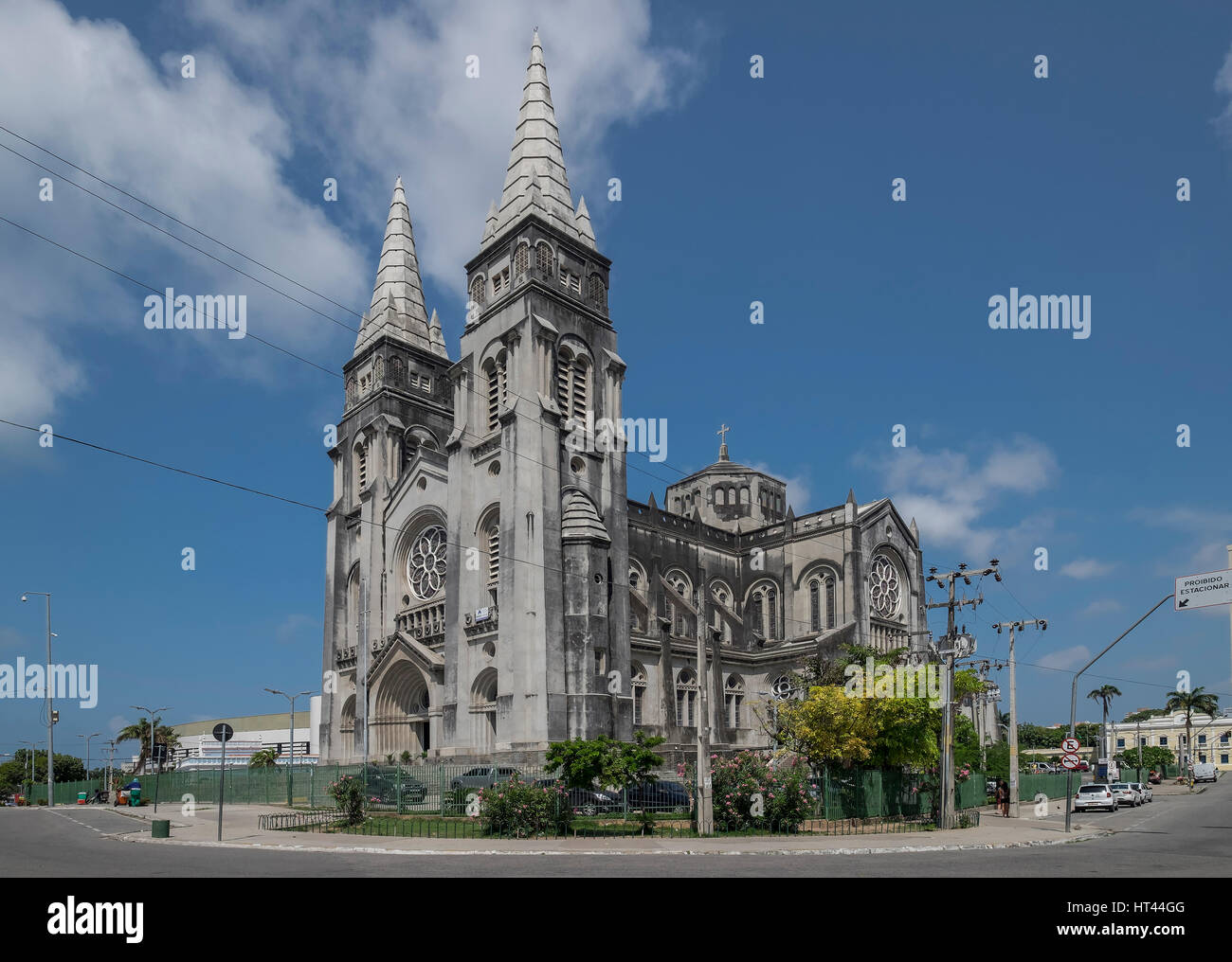 Le style néo-gothique cathédrale St Joseph (ou Catedral Metropolitana), Fortaleza, État de Ceará, Brésil, Amérique du Sud Banque D'Images