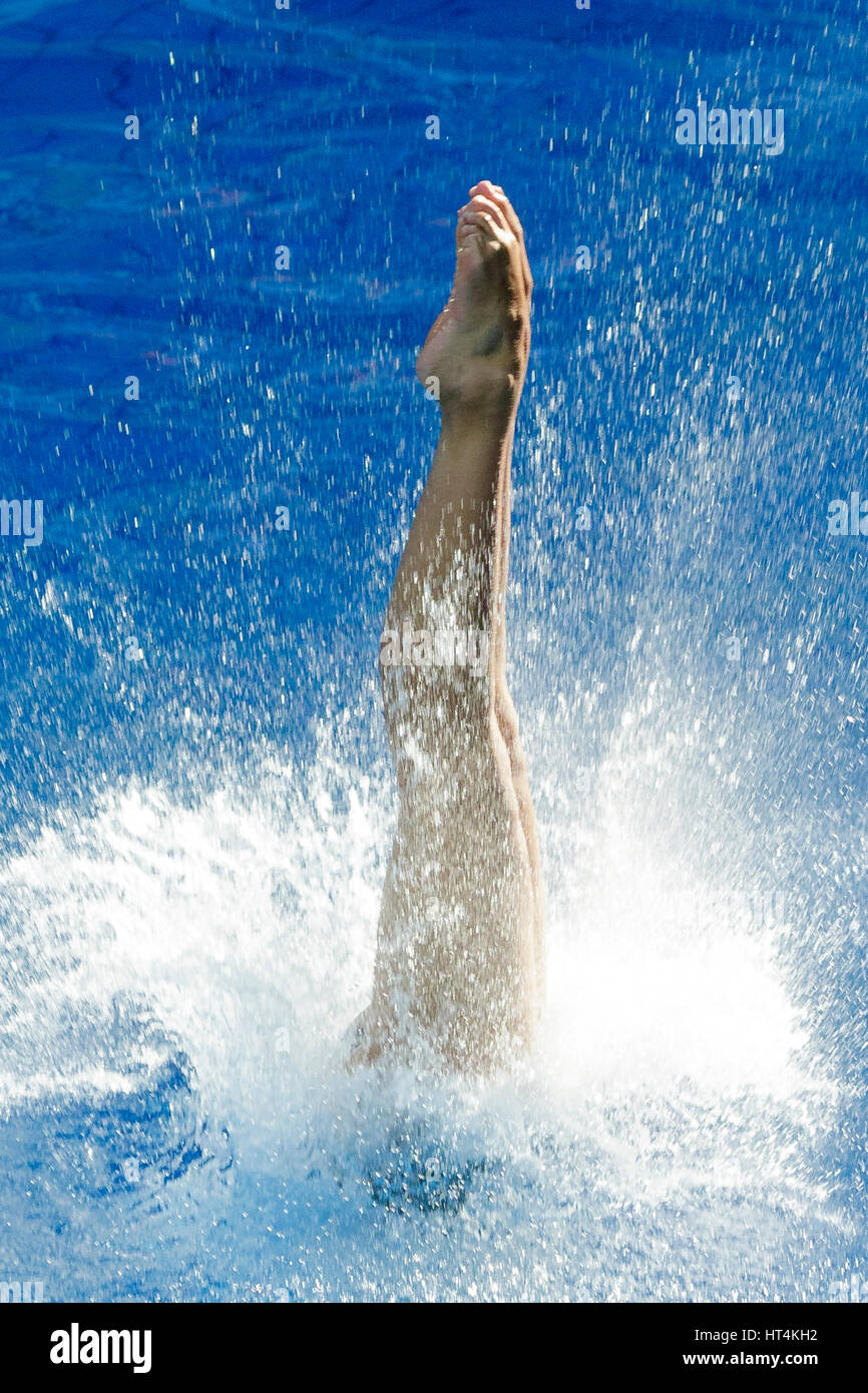 Rio de Janeiro, Brésil. 18 août 2016 Qian Ren (CHN) participe à la plate-forme de plongée femme 10m préliminaire à l'été 2016 Jeux Olympiques. ©PAUL J. Banque D'Images