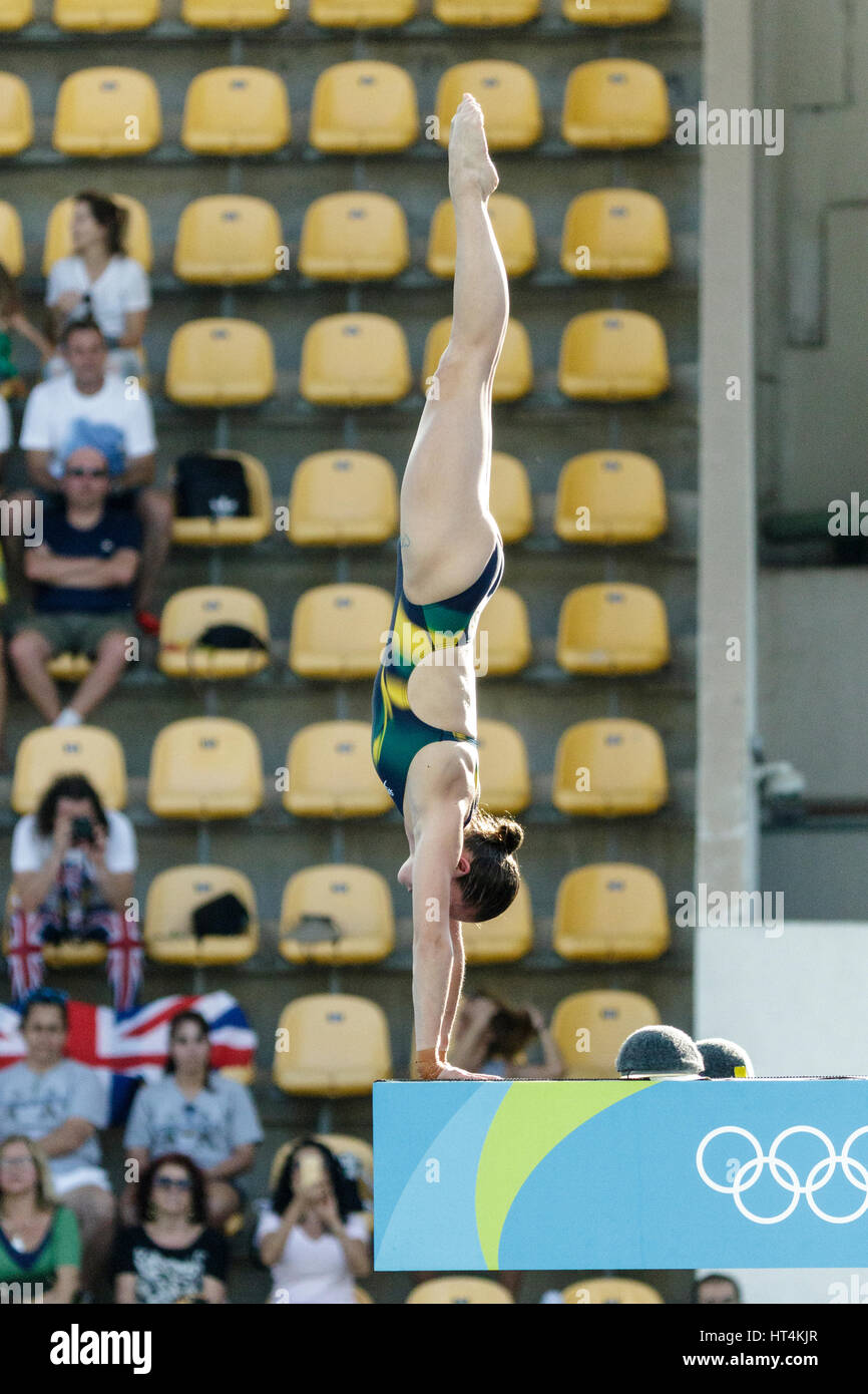 Rio de Janeiro, Brésil. 18 août 2016 Melissa Wu (AUS) participe à la plate-forme de plongée femme 10m lors de la finale des Jeux Olympiques d'été de 2016. ©PAUL J. Sut Banque D'Images