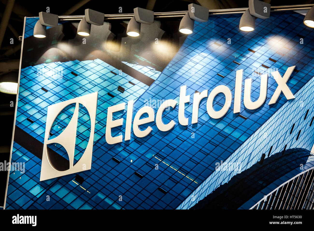Moscou, Russie - Février 2016 : AB Electrolux logo de l'entreprise sur le mur. Electrolux est une multinationale suédoise accueil fabricant d'appareils ménagers Banque D'Images