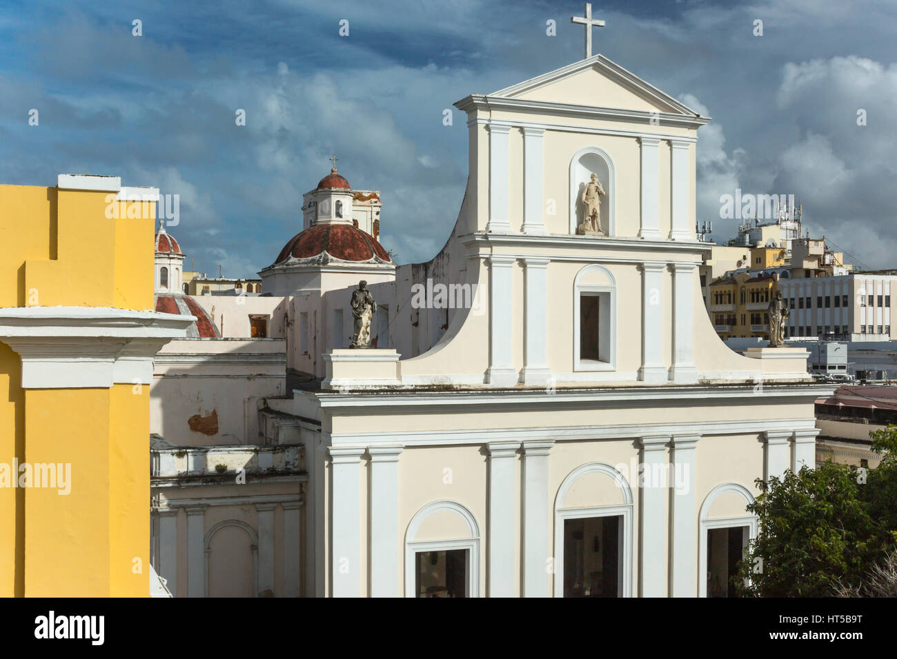CATEDRAL METROPOLITANA BASILICA DE SAN JUAN BAUTISTA OLD SAN JUAN PUERTO RICO Banque D'Images