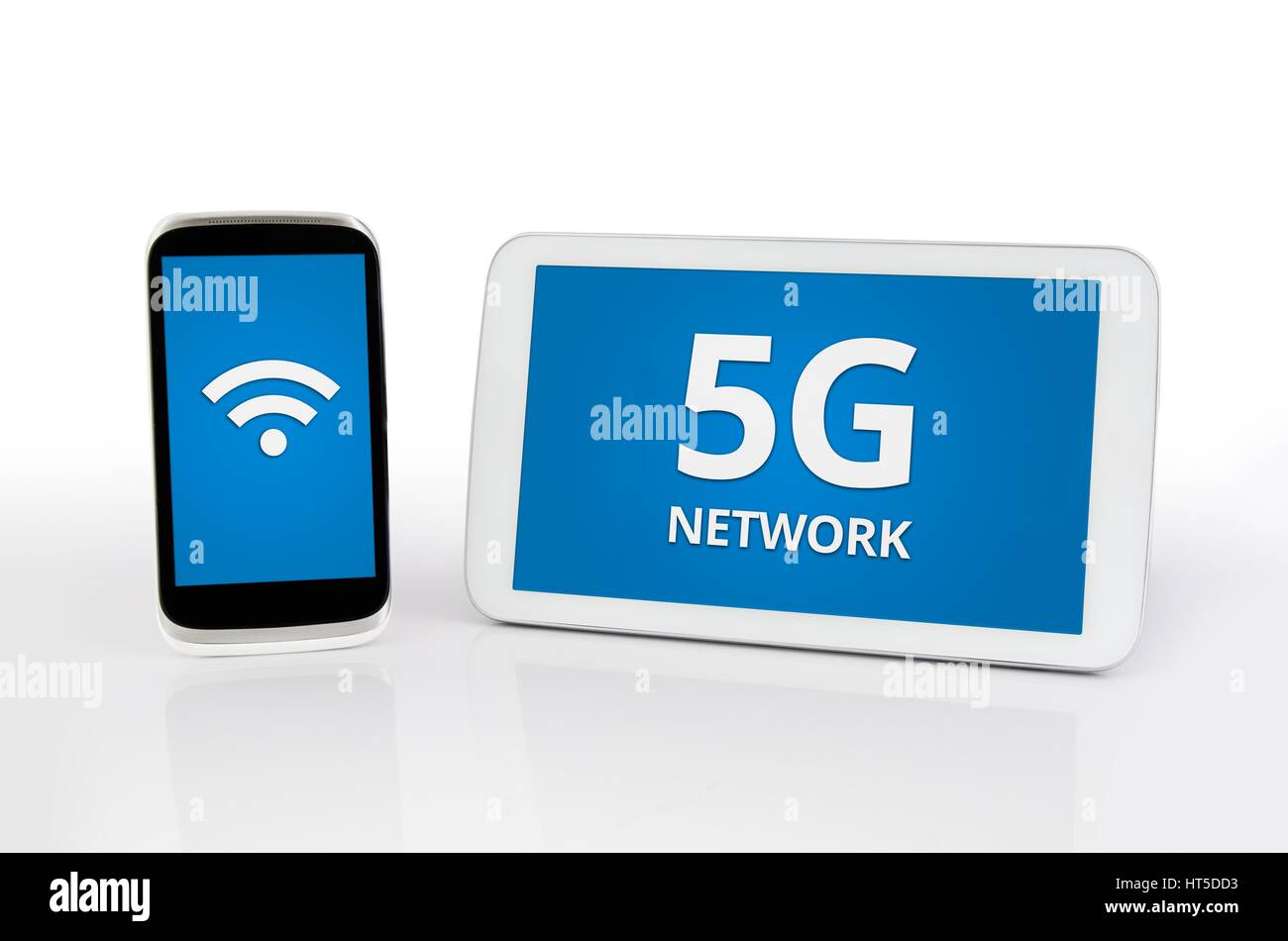 Les appareils mobiles avec 5G network communication standard Banque D'Images