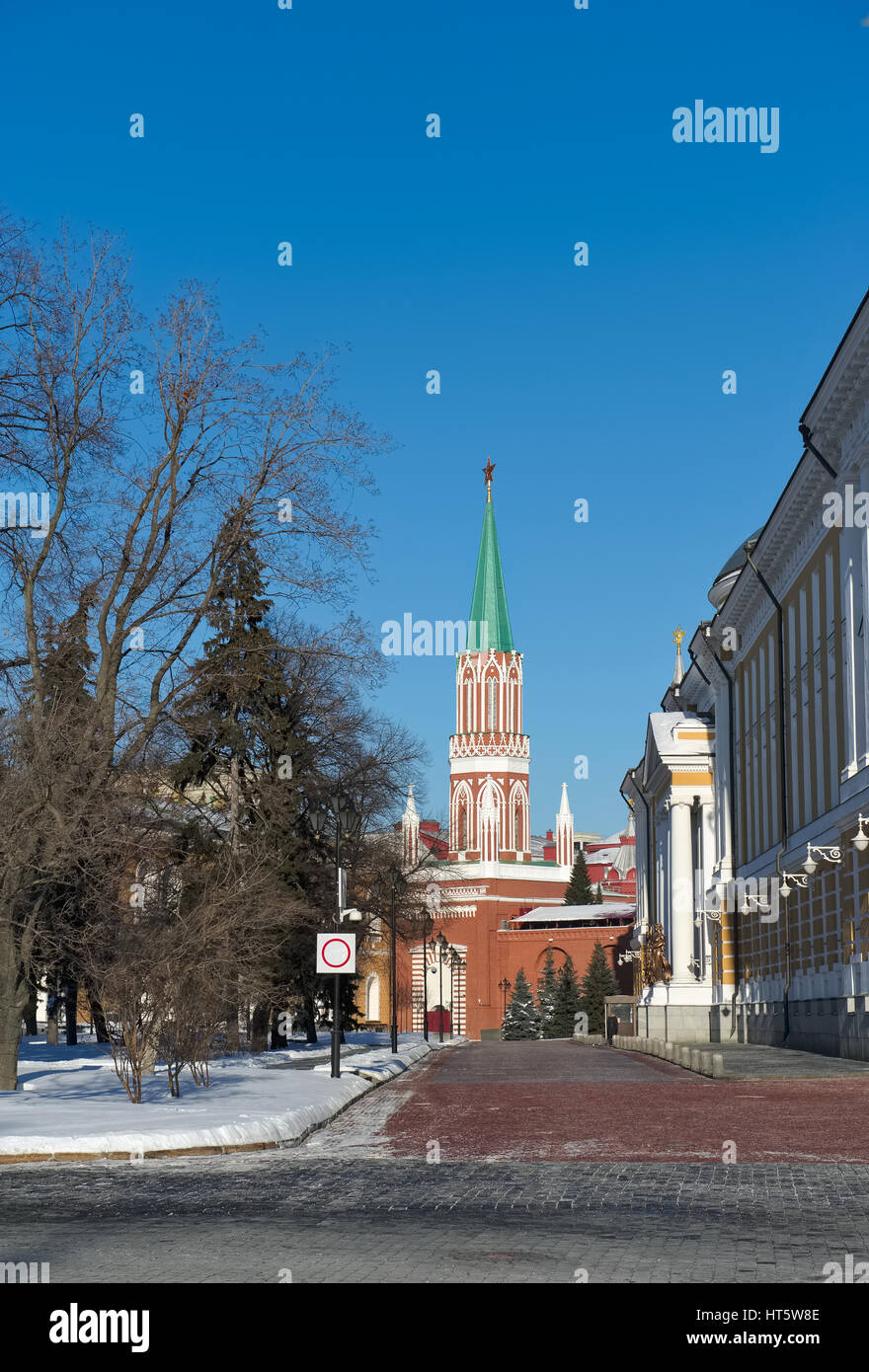 Vue de la tour Nikolskaïa du Kremlin de Moscou, construit en 1491, la hauteur d'une étoile de 70,4 mètres, monument Banque D'Images