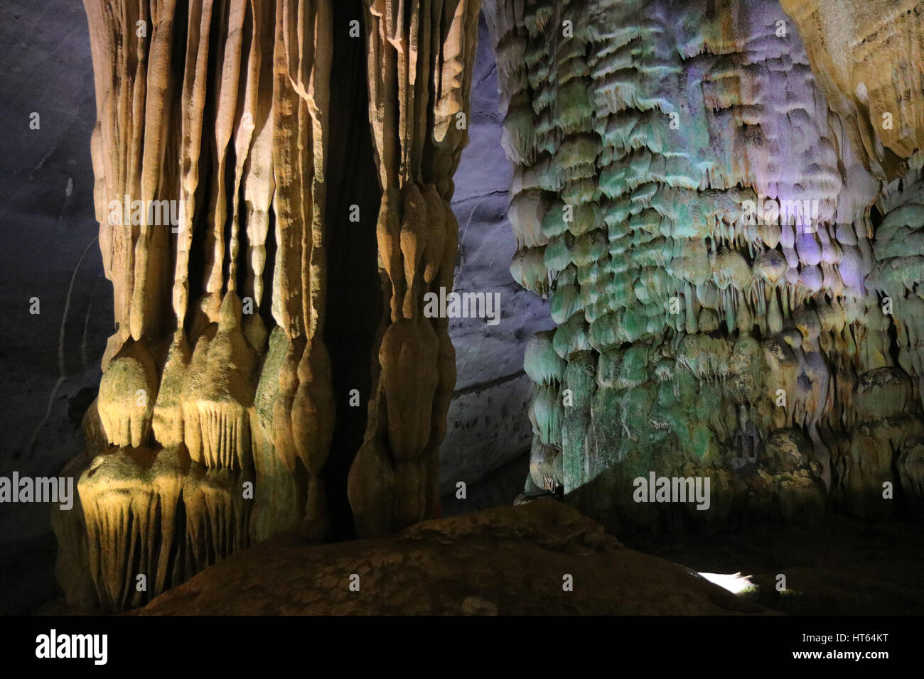 Ke Bang Grotte, Vietnam Banque D'Images