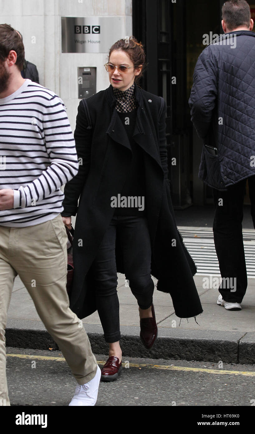 Ruth Wilson vu à la BBC Radio 2 studios à Londres, Royaume-Uni, 4ème, Mar 2017 Banque D'Images