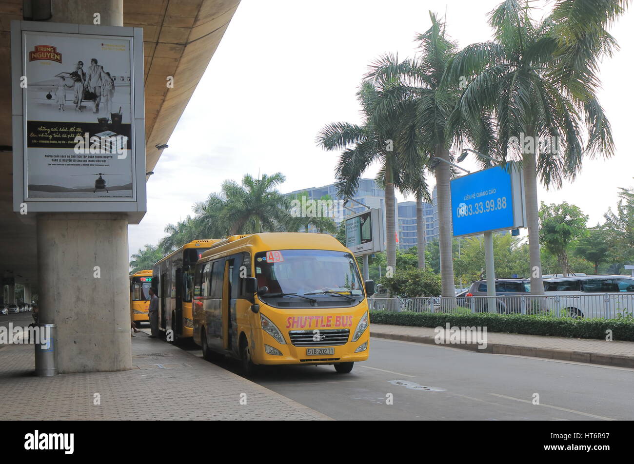 Bus navette parcs à Ho Chi Minh City International airport à Ho Chi Minh Ville au Vietnam. Banque D'Images