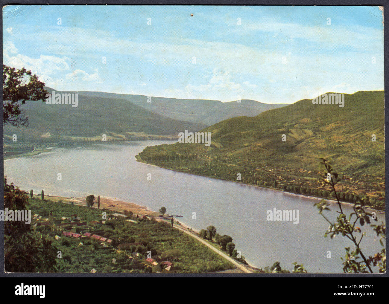 Hongrie - circa 1970 : Une carte postale imprimée en Hongrie, montre une courbe du Danube, vers 1970 Banque D'Images
