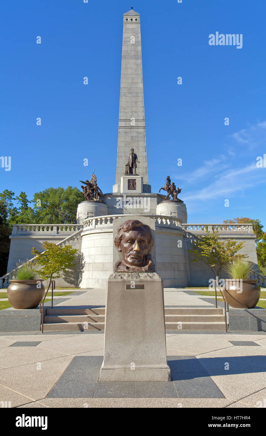 La Tombe d'Abraham Lincoln dans le cimetière d'Oak Ridge à Springfield, Illinois Banque D'Images