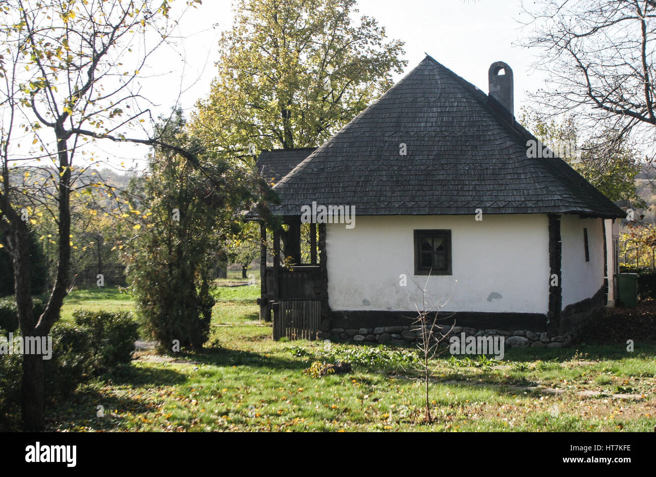 Scornicesti, la Roumanie, le 8 novembre 2009 : La maison des parents de l'ancien dictateur Nicolae Ceausescu à Scornicesti, Craiova. Banque D'Images