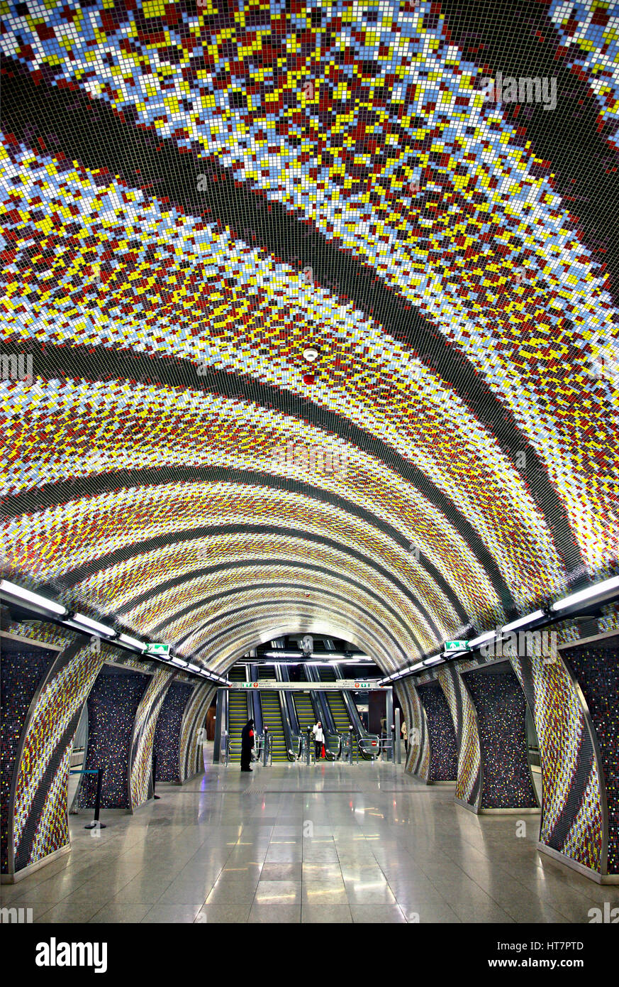 L'impressionnant Szent Gellert Ter métro dans la toute nouvelle ligne 4, Budapest, Hongrie Banque D'Images