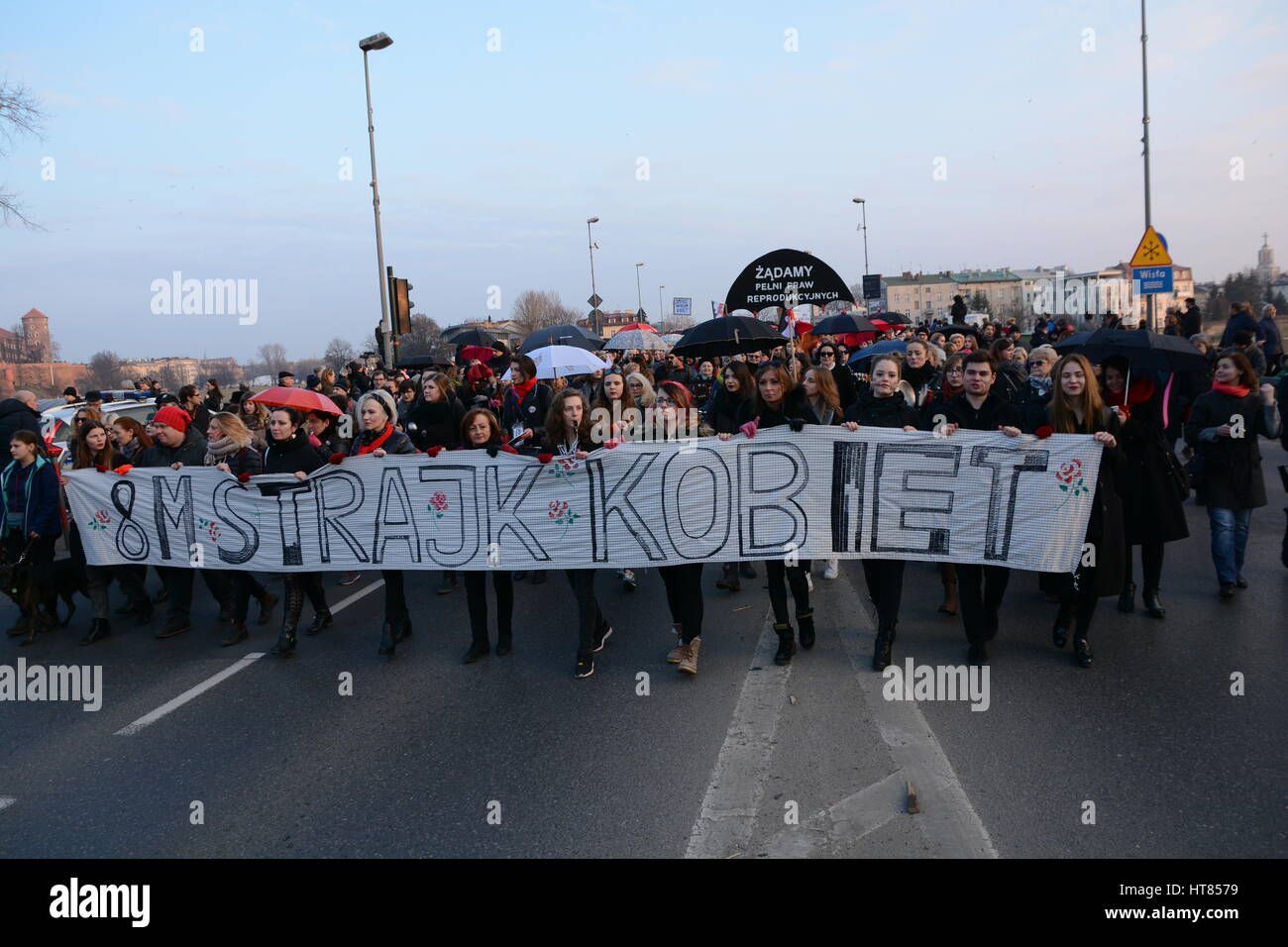 Cracovie, Pologne. Mar 8, 2017. La Journée internationale des femmes manifestation à Cracovie, Pologne/Fijoł Crédit : Iwona Alamy Live News Banque D'Images