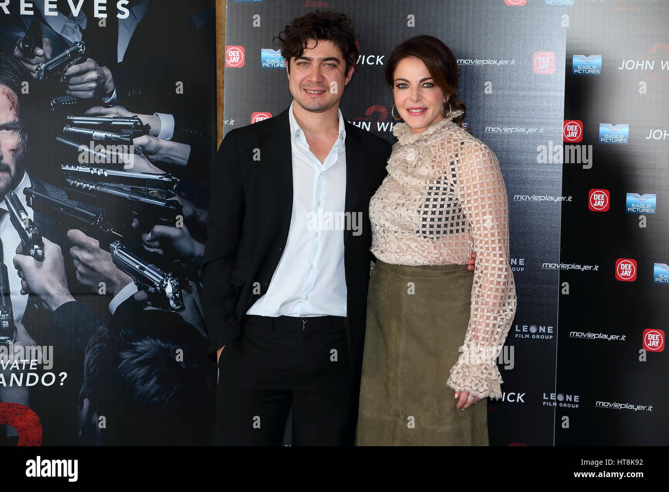 Roma, Italie. 05Th Mar, 2017. Riccardo Scamarcio acteurs italiens et Claudia Gerini pendant une séance de film 'John Wick - Chapitre 2', film réalisé par Chad Stahelski Crédit : Matteo Nardone/Pacific Press/Alamy Live News Banque D'Images