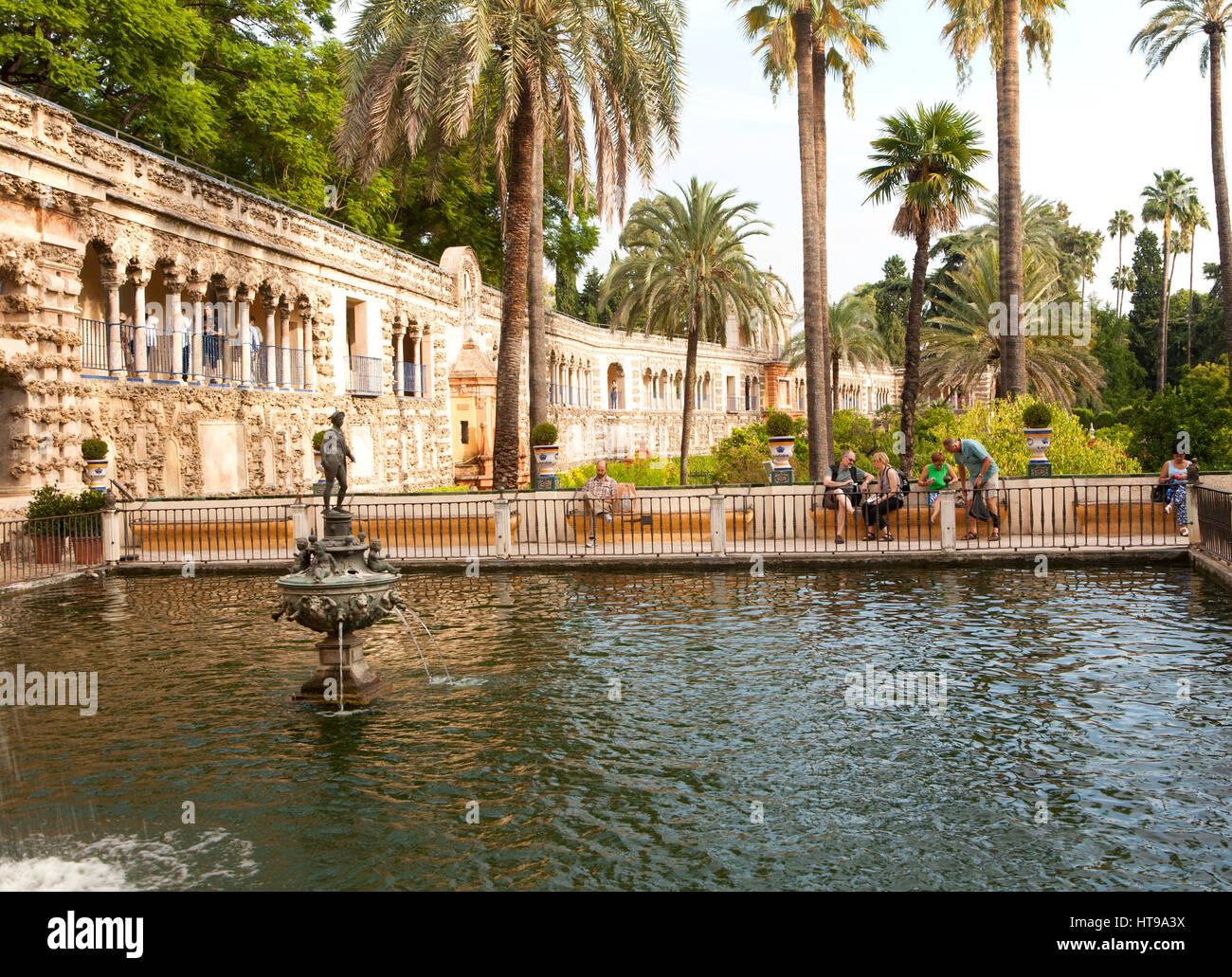 Estanque del mercurio, dans les jardins de l'Alcazar palais, Séville, Espagne Banque D'Images