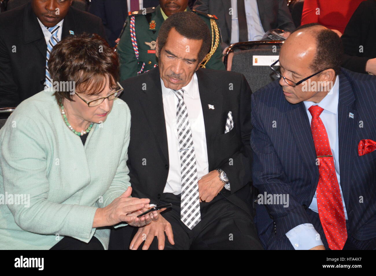 Berlin, Allemagne. Mar 8, 2017. ITB 2017 Salon du tourisme international en cours à Berlin, Allemagne. Brigitte Zypries, Ministre de l'économie, Ian Khama, Président du Botswana, et Tshekedi Khama II, ministre du Tourisme, assistera à la cérémonie d'ouverture de l'ITB. Credit : Markku Rainer Peltonen/Alamy Live News Banque D'Images