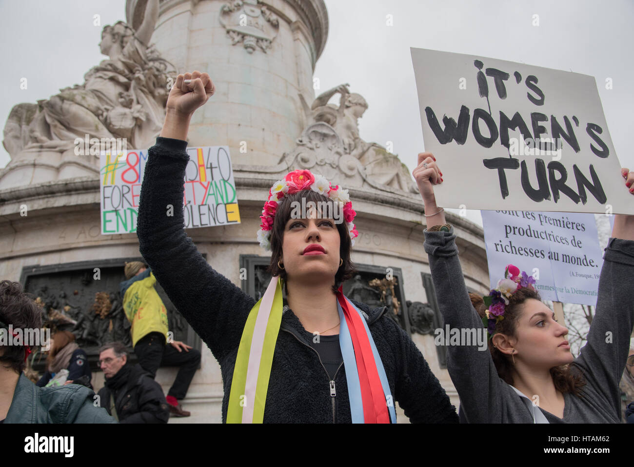 La Journée internationale des femmes à Paris Banque D'Images