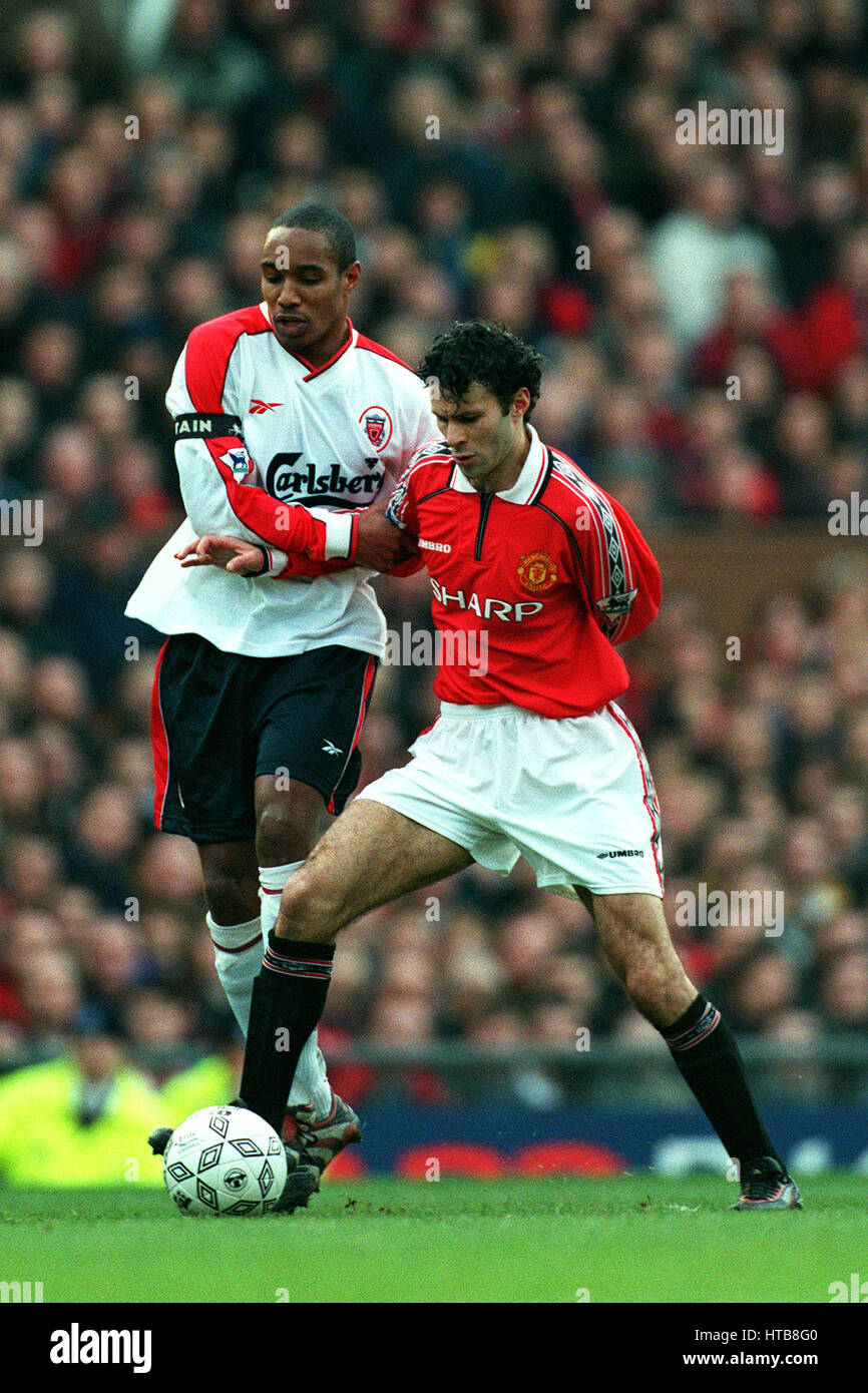 RYAN GIGGS ET PAUL INCE MANCHESTER UTD V LIVERPOOL FC 24 Janvier 1999 Banque D'Images
