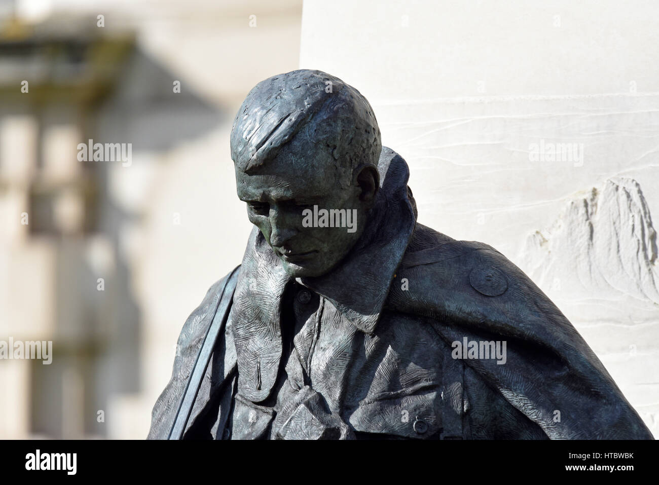 Monument de la guerre de Corée dans le Victoria Embankment Gardens en face de l'immeuble AC MoD, Westminster, Londres. Sculptée par Philip Jackson Banque D'Images
