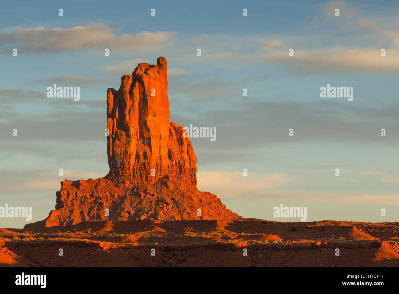 Big Indian rock formation, Monument Valley Navajo Tribal Park, Utah, USA Banque D'Images