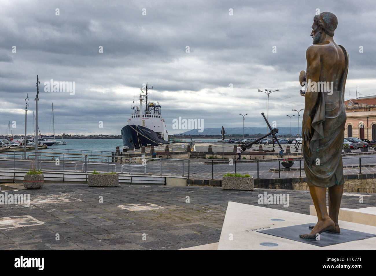 Statue d'archimède de Syracuse à Syracuse ville, coin sud-est de l'île de la Sicile, Italie Banque D'Images