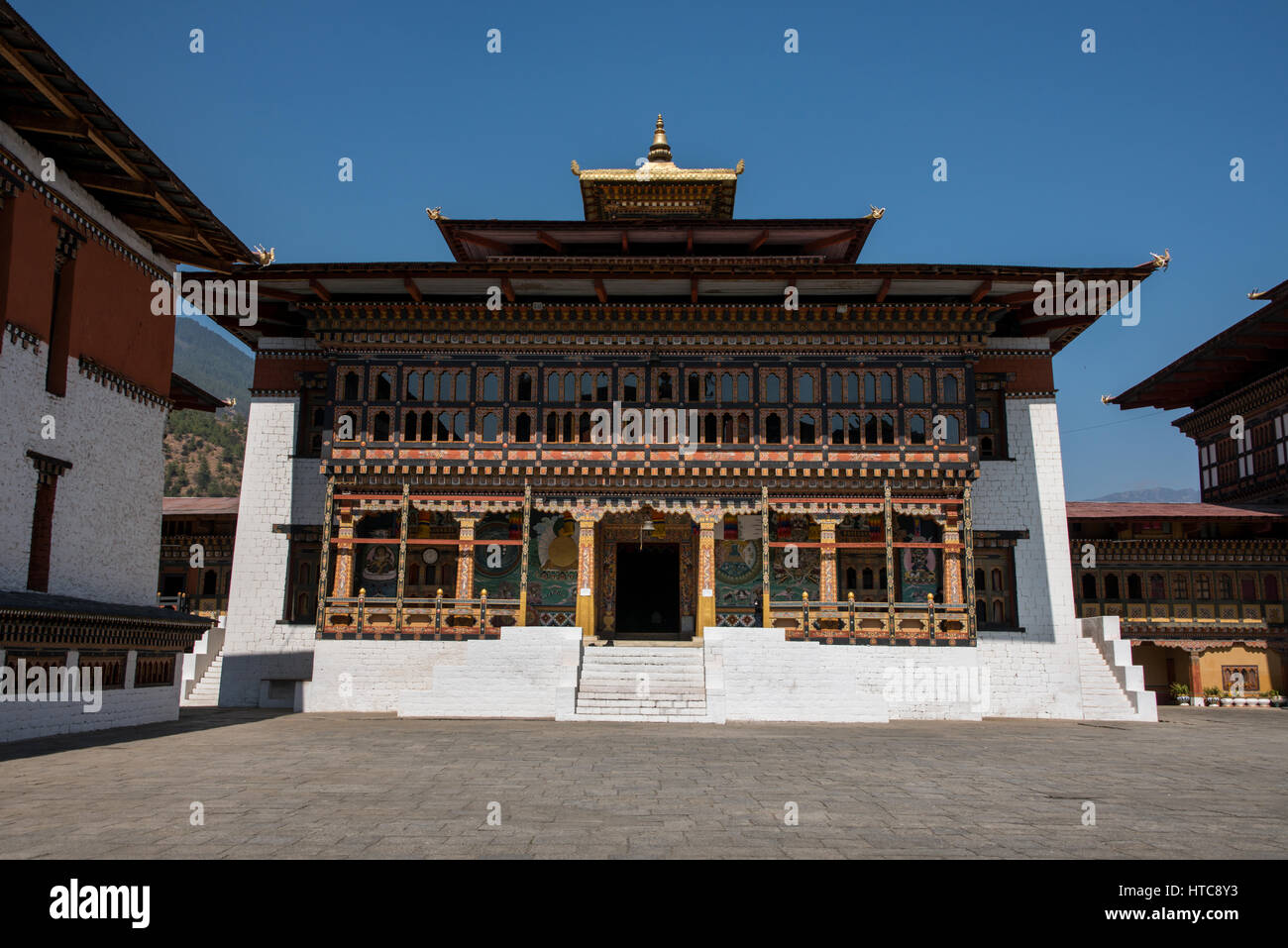 Le Bhoutan, Thimphu. Tashichhoedzong (aka Tashichho Dzong) monastère bouddhiste historique et de la forteresse qui abrite aujourd'hui le siège du gouvernement civil du Bhoutan. Banque D'Images