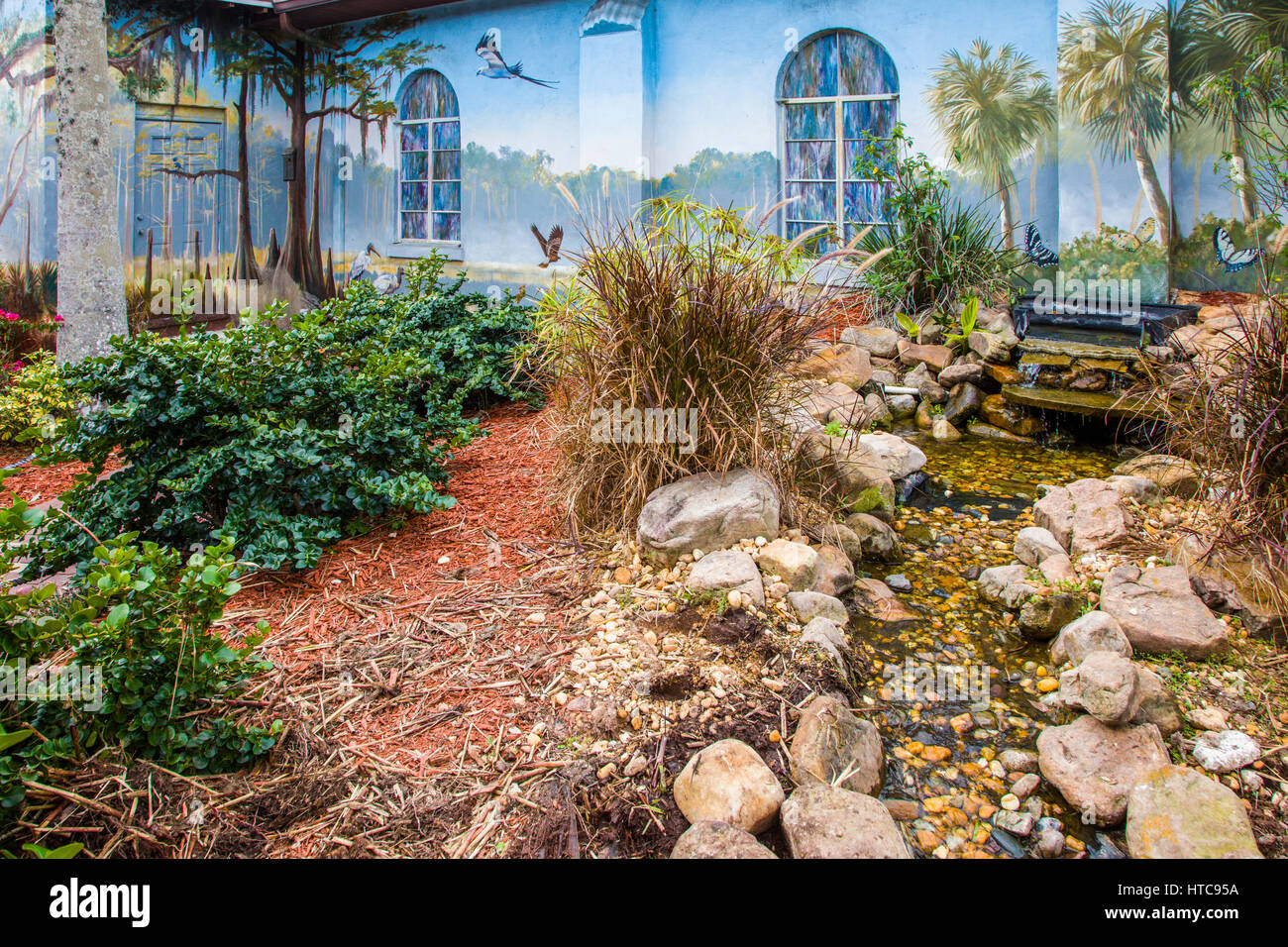 Peintures murales d'art peintes sur les murs extérieurs de Lake Placid Floride connue sous le nom de la ville de murales Banque D'Images