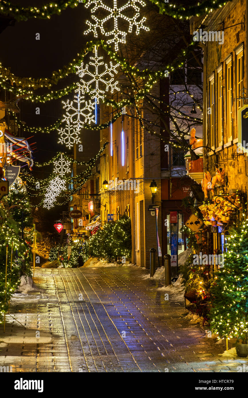 Basse-ville décorée pour Noël, rue du Petit Champlain, Québec, Québec, Canada Banque D'Images