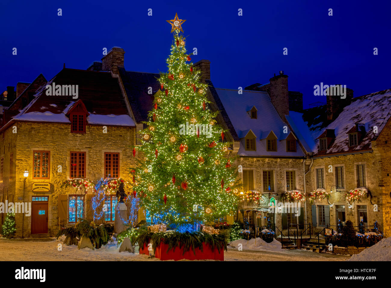 Basse-ville décorée pour Noël, Place Royale ; la ville de Québec, Québec, Canada Banque D'Images